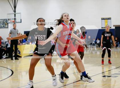 Thumbnail 3 in West vs. Ben Lomond (South Mountain Holiday Classic) photogallery.