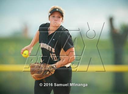 Thumbnail 3 in Lincoln Southeast vs. Pius X (Lincoln Public Schools Softball Classic) photogallery.