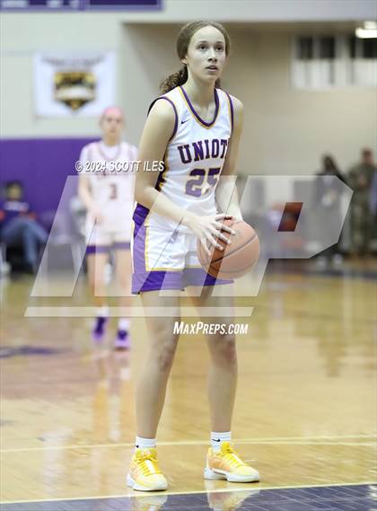 Thumbnail 3 in Westerville South @ Unioto (Classic in the City) photogallery.