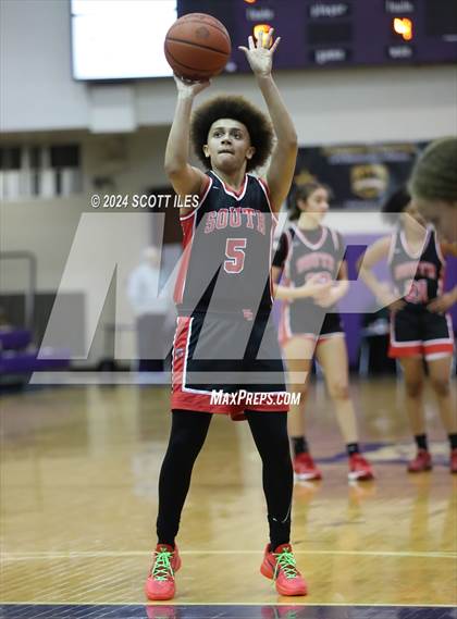 Thumbnail 1 in Westerville South @ Unioto (Classic in the City) photogallery.