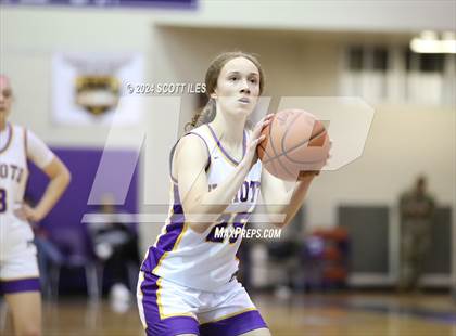 Thumbnail 1 in Westerville South @ Unioto (Classic in the City) photogallery.