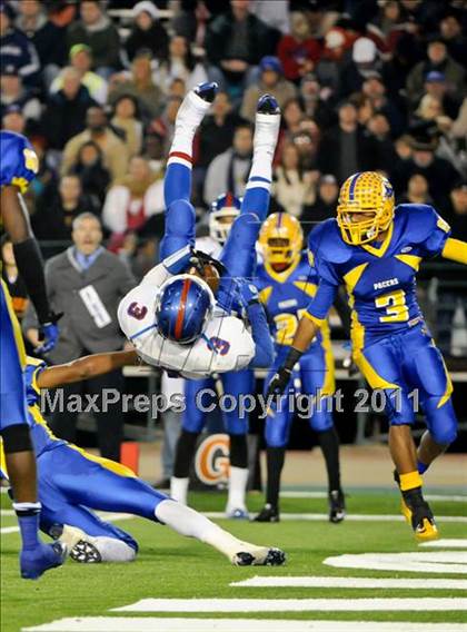 Thumbnail 2 in Grant vs. Folsom (CIF SJS D2 Final) photogallery.