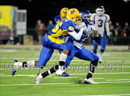 Thumbnail 1 in Grant vs. Folsom (CIF SJS D2 Final) photogallery.
