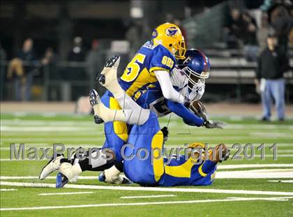 Thumbnail 3 in Grant vs. Folsom (CIF SJS D2 Final) photogallery.