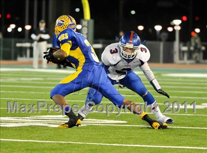 Thumbnail 2 in Grant vs. Folsom (CIF SJS D2 Final) photogallery.