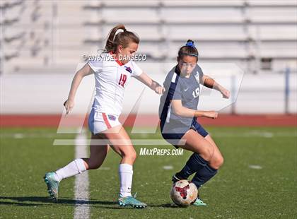 Thumbnail 2 in St. Ignatius vs. Carlmont (CIF CCS D1 Playoff) photogallery.