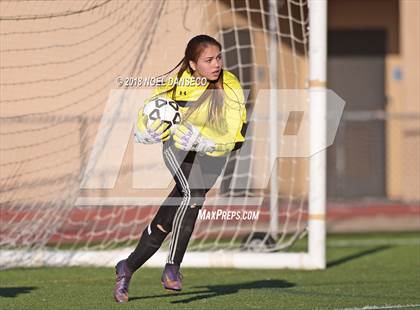 Thumbnail 3 in St. Ignatius vs. Carlmont (CIF CCS D1 Playoff) photogallery.
