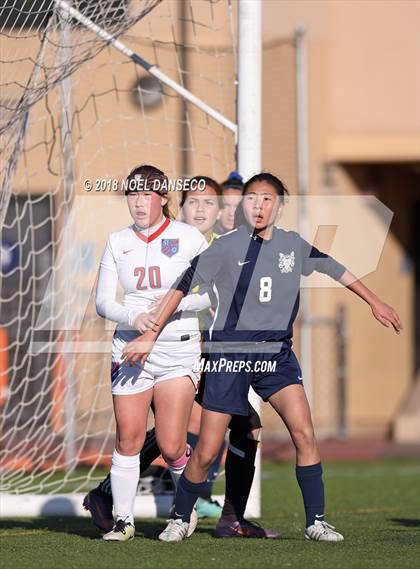 Thumbnail 2 in St. Ignatius vs. Carlmont (CIF CCS D1 Playoff) photogallery.