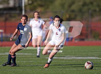 Thumbnail 3 in St. Ignatius vs. Carlmont (CIF CCS D1 Playoff) photogallery.