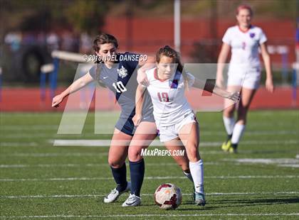 Thumbnail 1 in St. Ignatius vs. Carlmont (CIF CCS D1 Playoff) photogallery.