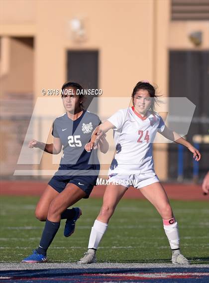 Thumbnail 1 in St. Ignatius vs. Carlmont (CIF CCS D1 Playoff) photogallery.