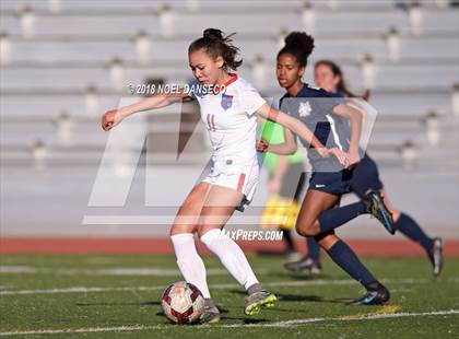 Thumbnail 2 in St. Ignatius vs. Carlmont (CIF CCS D1 Playoff) photogallery.