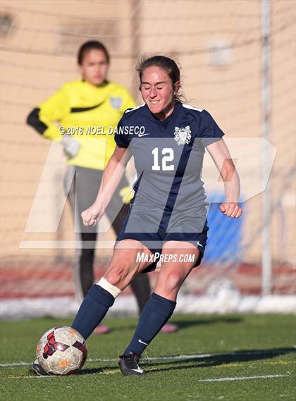 Thumbnail 3 in St. Ignatius vs. Carlmont (CIF CCS D1 Playoff) photogallery.