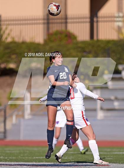 Thumbnail 3 in St. Ignatius vs. Carlmont (CIF CCS D1 Playoff) photogallery.