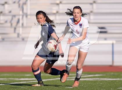 Thumbnail 1 in St. Ignatius vs. Carlmont (CIF CCS D1 Playoff) photogallery.