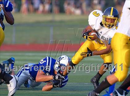 Thumbnail 2 in Walnut Hills vs. Wyoming (Skyline Chili Crosstown Showdown) photogallery.