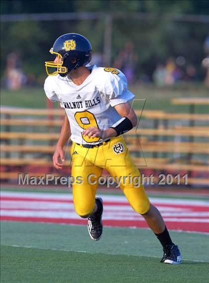 Thumbnail 2 in Walnut Hills vs. Wyoming (Skyline Chili Crosstown Showdown) photogallery.