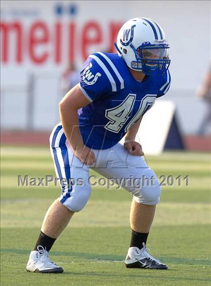 Thumbnail 2 in Walnut Hills vs. Wyoming (Skyline Chili Crosstown Showdown) photogallery.