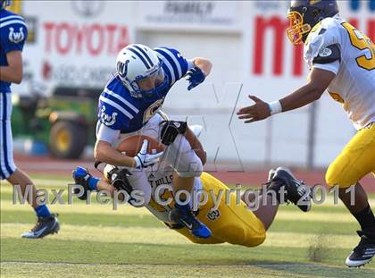Thumbnail 1 in Walnut Hills vs. Wyoming (Skyline Chili Crosstown Showdown) photogallery.