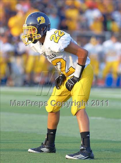 Thumbnail 3 in Walnut Hills vs. Wyoming (Skyline Chili Crosstown Showdown) photogallery.