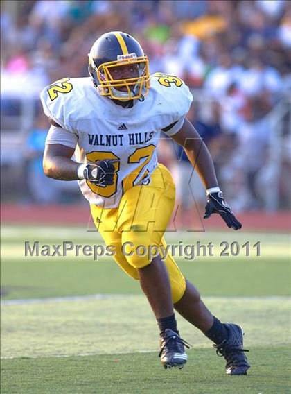 Thumbnail 3 in Walnut Hills vs. Wyoming (Skyline Chili Crosstown Showdown) photogallery.