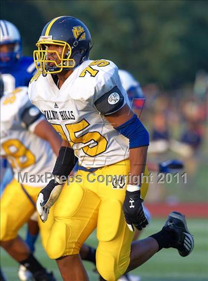 Thumbnail 2 in Walnut Hills vs. Wyoming (Skyline Chili Crosstown Showdown) photogallery.