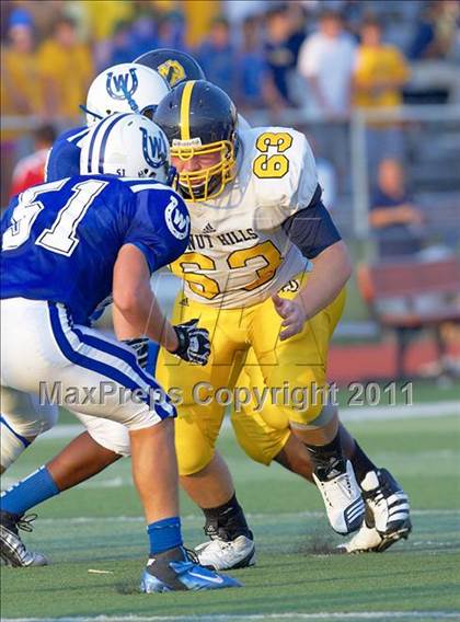 Thumbnail 1 in Walnut Hills vs. Wyoming (Skyline Chili Crosstown Showdown) photogallery.
