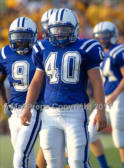 Thumbnail 1 in Walnut Hills vs. Wyoming (Skyline Chili Crosstown Showdown) photogallery.