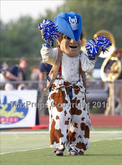 Thumbnail 1 in Walnut Hills vs. Wyoming (Skyline Chili Crosstown Showdown) photogallery.