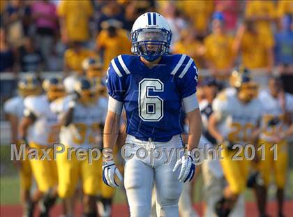Thumbnail 3 in Walnut Hills vs. Wyoming (Skyline Chili Crosstown Showdown) photogallery.