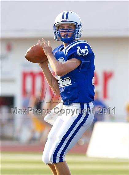Thumbnail 1 in Walnut Hills vs. Wyoming (Skyline Chili Crosstown Showdown) photogallery.
