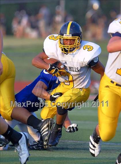 Thumbnail 3 in Walnut Hills vs. Wyoming (Skyline Chili Crosstown Showdown) photogallery.