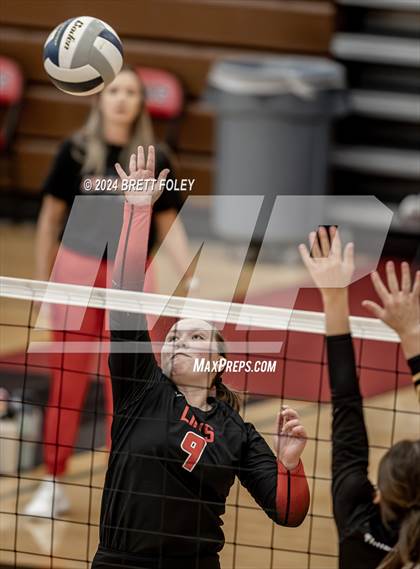 Thumbnail 3 in Bellevue West @ Lincoln High photogallery.