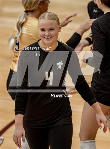 Thumbnail 1 in Bellevue West @ Lincoln High photogallery.