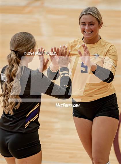 Thumbnail 2 in Bellevue West @ Lincoln High photogallery.