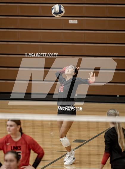Thumbnail 2 in Bellevue West @ Lincoln High photogallery.