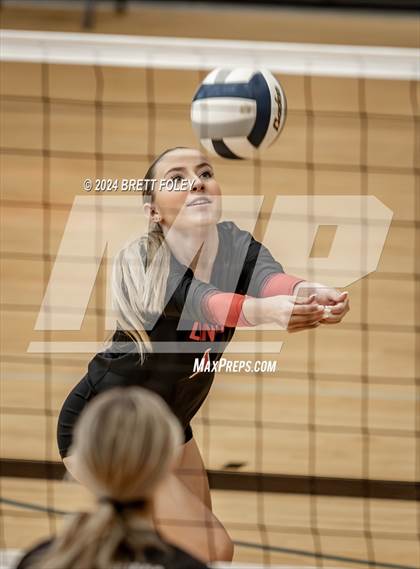 Thumbnail 1 in Bellevue West @ Lincoln High photogallery.