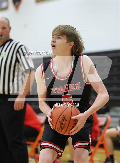 Thumbnail 3 in Circleville vs Amanda-Clearcreek photogallery.