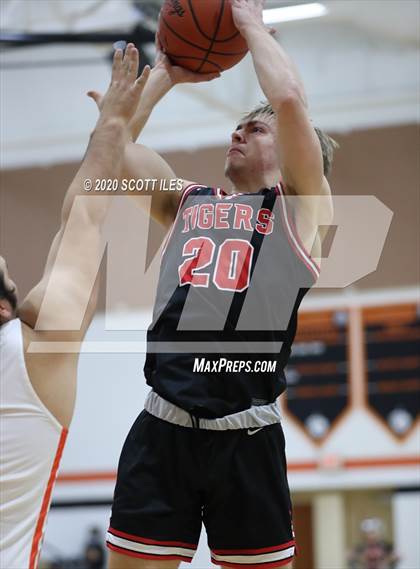 Thumbnail 3 in Circleville vs Amanda-Clearcreek photogallery.
