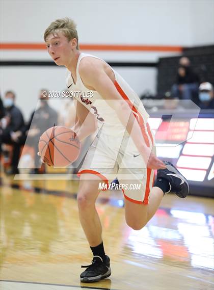 Thumbnail 2 in Circleville vs Amanda-Clearcreek photogallery.
