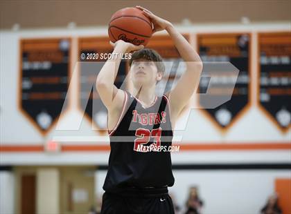 Thumbnail 3 in Circleville vs Amanda-Clearcreek photogallery.