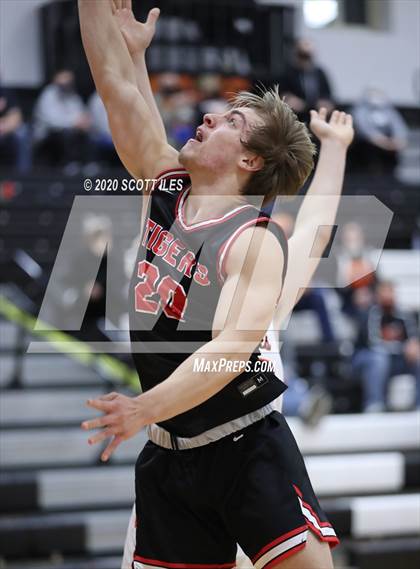 Thumbnail 3 in Circleville vs Amanda-Clearcreek photogallery.