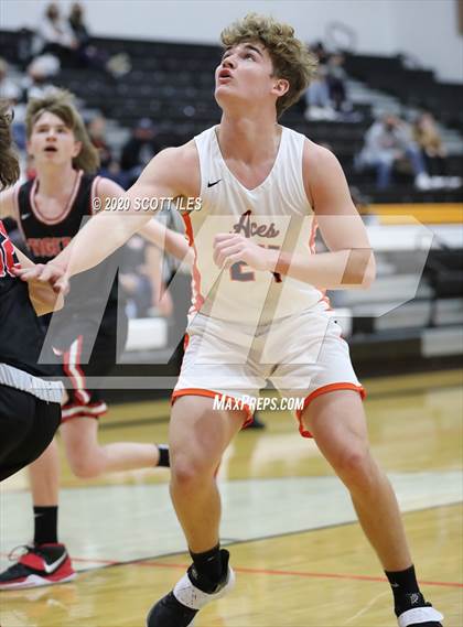 Thumbnail 3 in Circleville vs Amanda-Clearcreek photogallery.