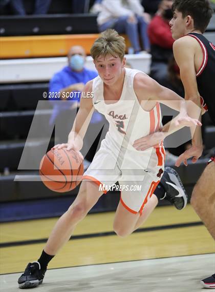 Thumbnail 2 in Circleville vs Amanda-Clearcreek photogallery.
