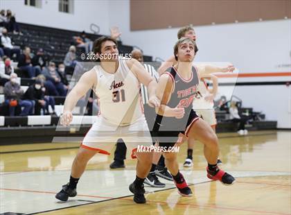 Thumbnail 1 in Circleville vs Amanda-Clearcreek photogallery.