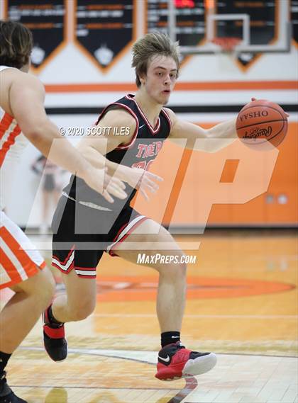 Thumbnail 1 in Circleville vs Amanda-Clearcreek photogallery.