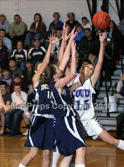 Thumbnail 2 in Coudersport vs Cowenesque Valley (Coudersport Holiday Tournament Championship) photogallery.