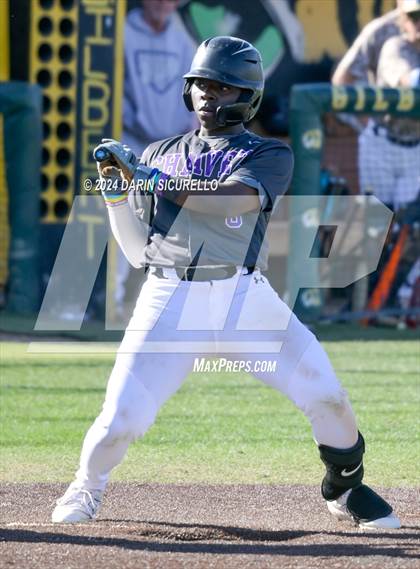 Thumbnail 2 in Desert Vista vs. Cesar Chavez (Bob Everett Classic) photogallery.
