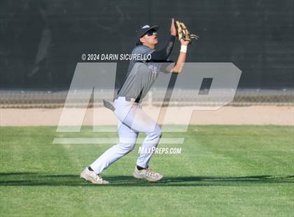 Thumbnail 2 in Desert Vista vs. Cesar Chavez (Bob Everett Classic) photogallery.