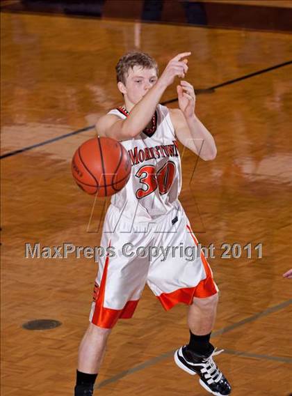 Thumbnail 3 in Seymour vs. Morristown-Hamblen East photogallery.